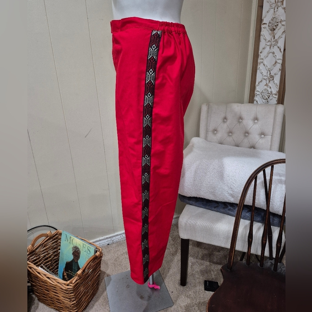 Red Embroidered Women's Pants & Jumpsuit Set - Picture 4 of 15